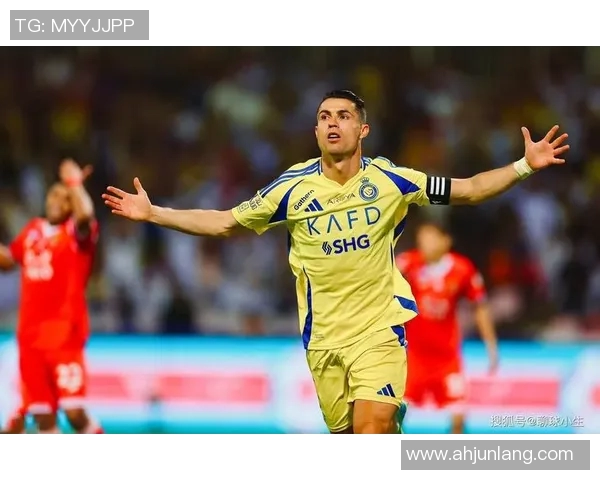 欧洲足坛明星球员汇聚各国豪门 他们的传奇故事与球场荣耀